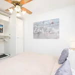Апартаменты Beachlife *